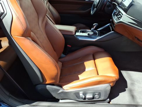 Used 2022 BMW M4 xDrive Competition w/ M Carbon Exterior Package image 9