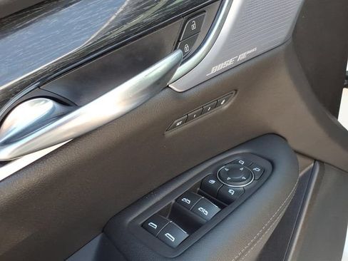 Used 2020 Cadillac XT5 Premium Luxury FWD image 14