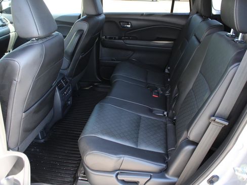 Used 2019 Honda Passport Touring image 19
