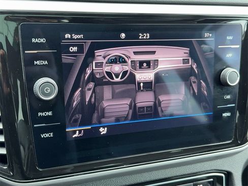 Used 2023 Volkswagen Atlas Cross Sport SEL Premium R-Line image 25