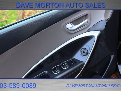 Used 2017 Hyundai Santa Fe Sport image 11