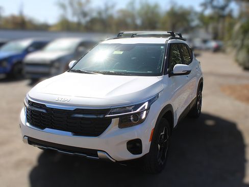 New 2026 Kia Seltos S image 15