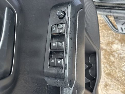 Used 2023 Toyota Tacoma SR image 13