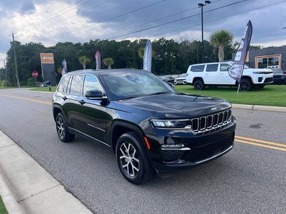 Certified 2025 Jeep Grand Cherokee Limited w/ Trailer Tow Package