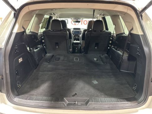 Used 2019 Subaru Ascent Limited image 18