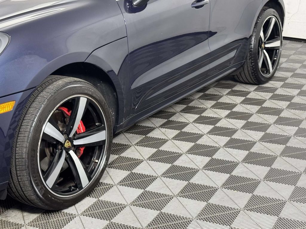 Used 2022 Porsche Macan S AWD/4WD image 13