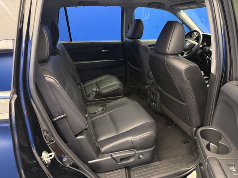 Used 2020 Honda Pilot Touring image 27
