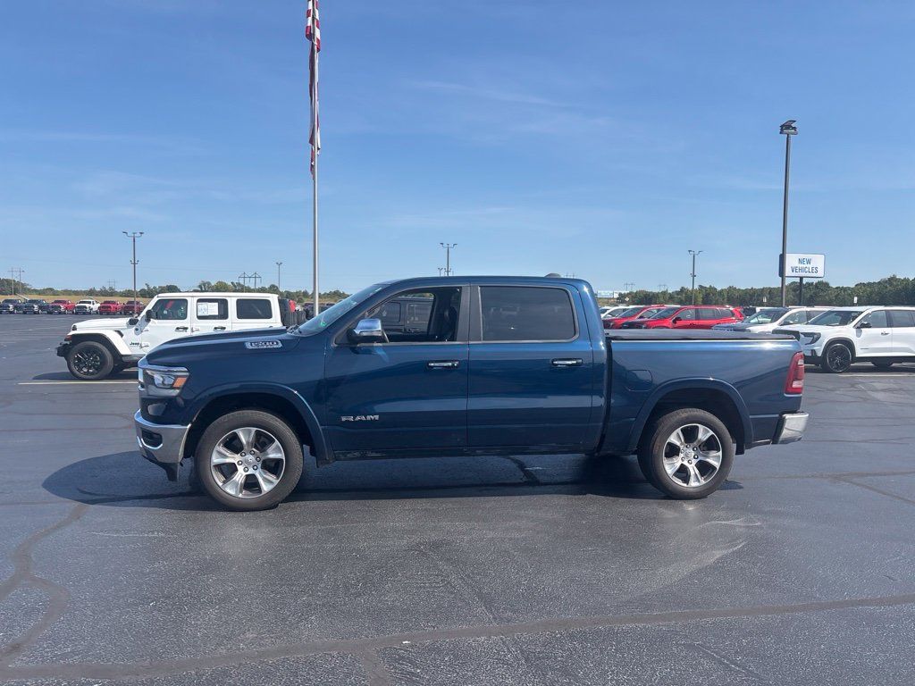 Used 2022 RAM 1500 Laramie AWD/4WD image 2
