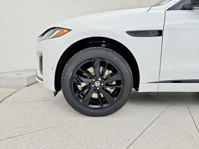 Used 2026 Jaguar F-PACE R-Dynamic S AWD/4WD image 27