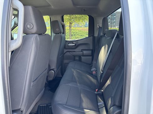 Used 2026 Chevrolet Silverado 1500 Custom AWD/4WD image 33