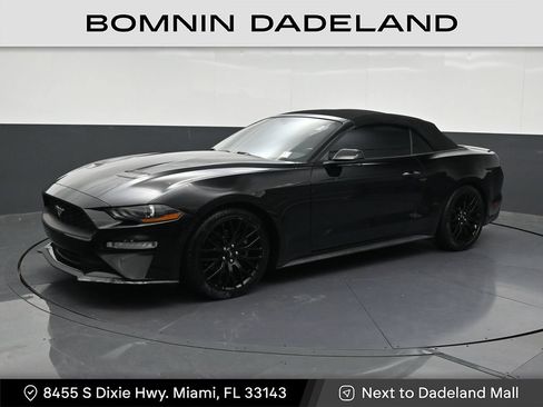 Used 2020 Ford Mustang Premium RWD image 1