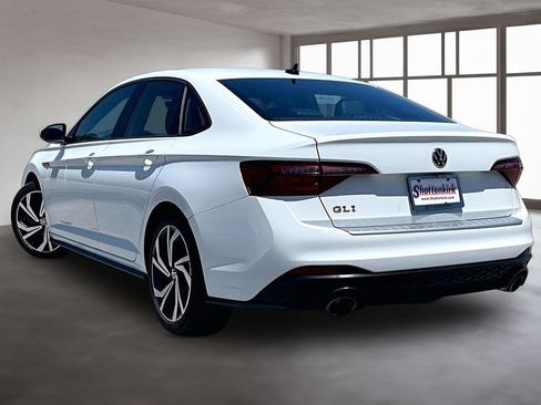 Used 2022 Volkswagen Jetta GLI Autobahn FWD image 4