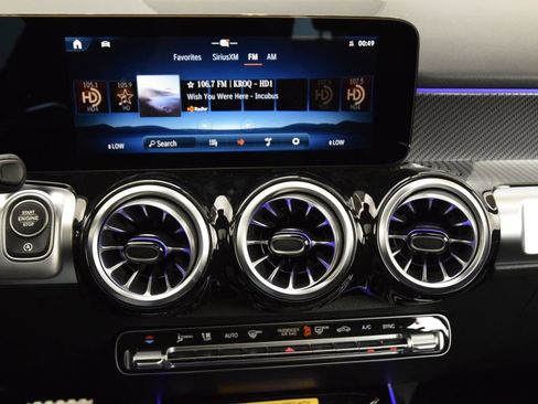 New 2026 Mercedes-Benz GLB 35 AMG 4MATIC image 27