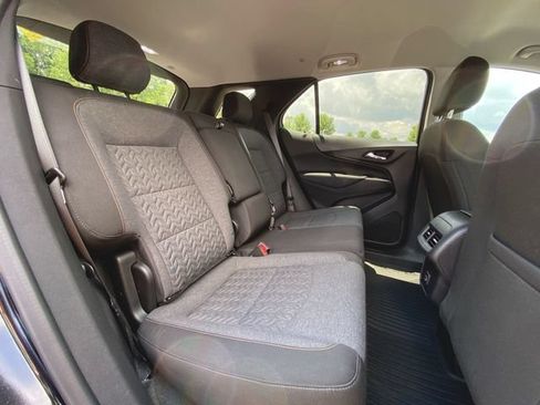 Used 2024 Chevrolet Equinox LT AWD/4WD image 25