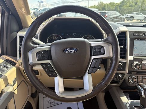 Used 2018 Ford F150 Lariat w/ Equipment Group 502A Luxury AWD/4WD image 24
