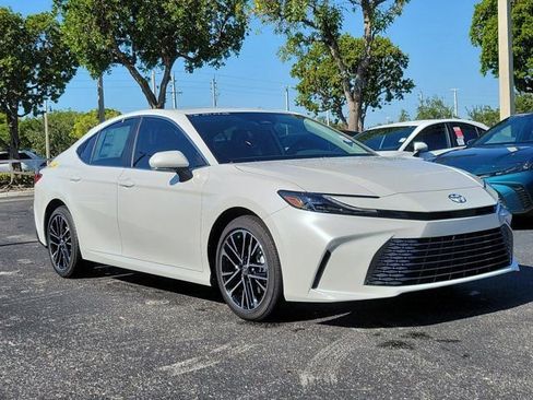 New 2026 Toyota Camry XLE FWD image 18