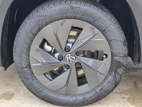 New 2026 Volkswagen Taos S image 8