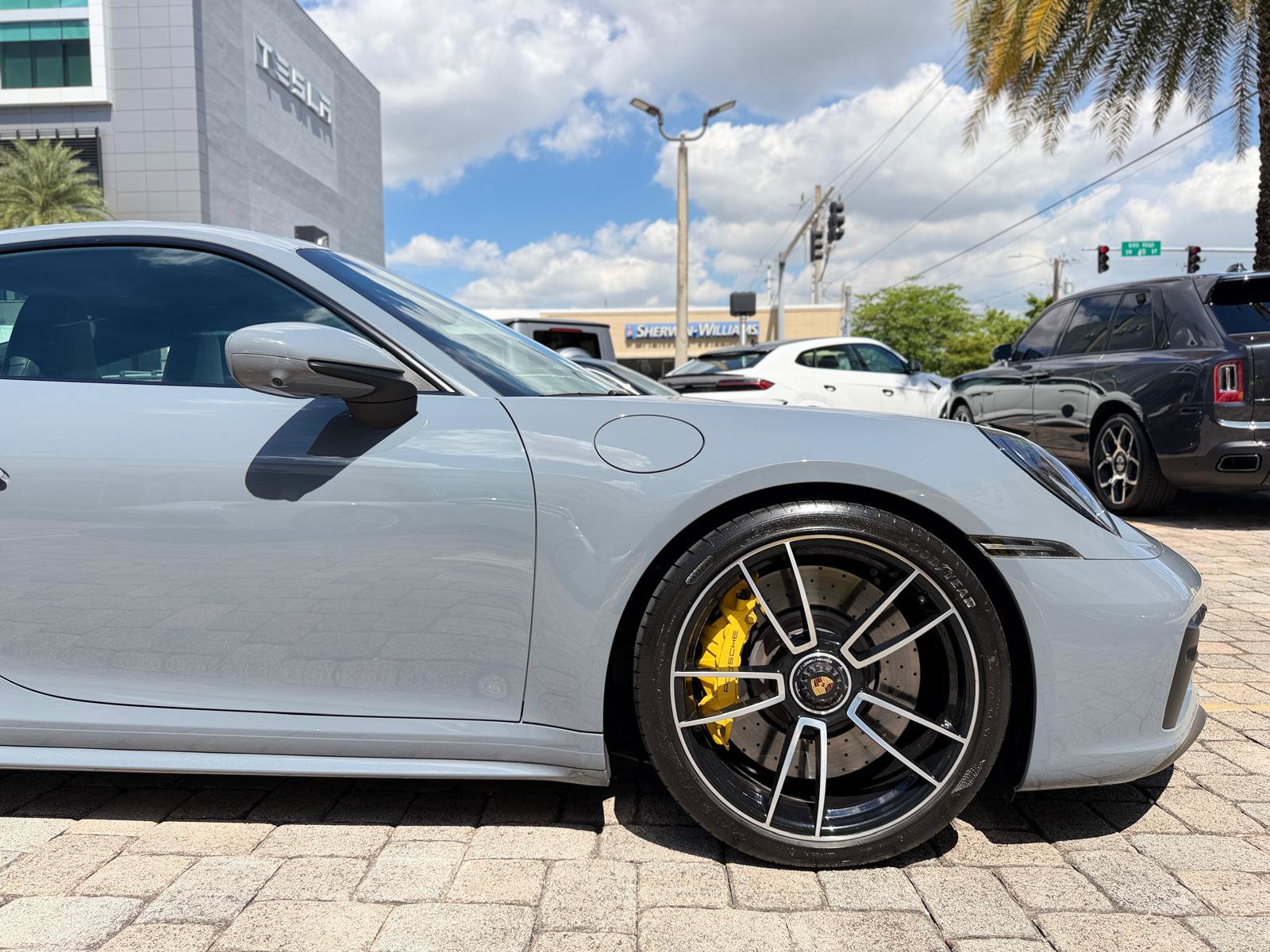 Used 2024 Porsche 911 Carrera GTS RWD image 22