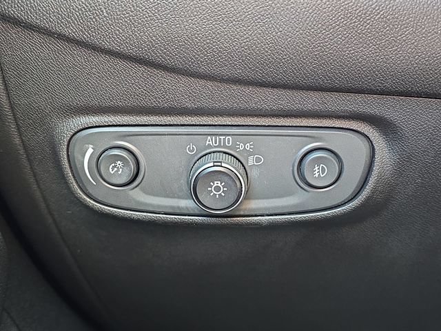 Certified 2020 Chevrolet Equinox LT w/ Driver Convenience Package FWD image 24