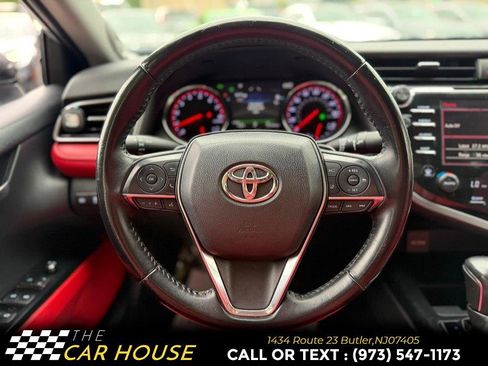 Used 2019 Toyota Camry XSE FWD image 32