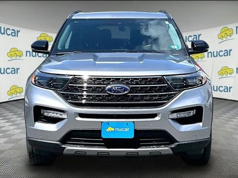 Used 2024 Ford Explorer XLT w/ Equipment Group 202A AWD/4WD image 3