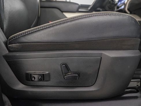 Used 2020 RAM 3500 Laramie image 36