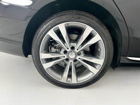 Used 2017 Mercedes-Benz C 300 4MATIC Sedan image 32