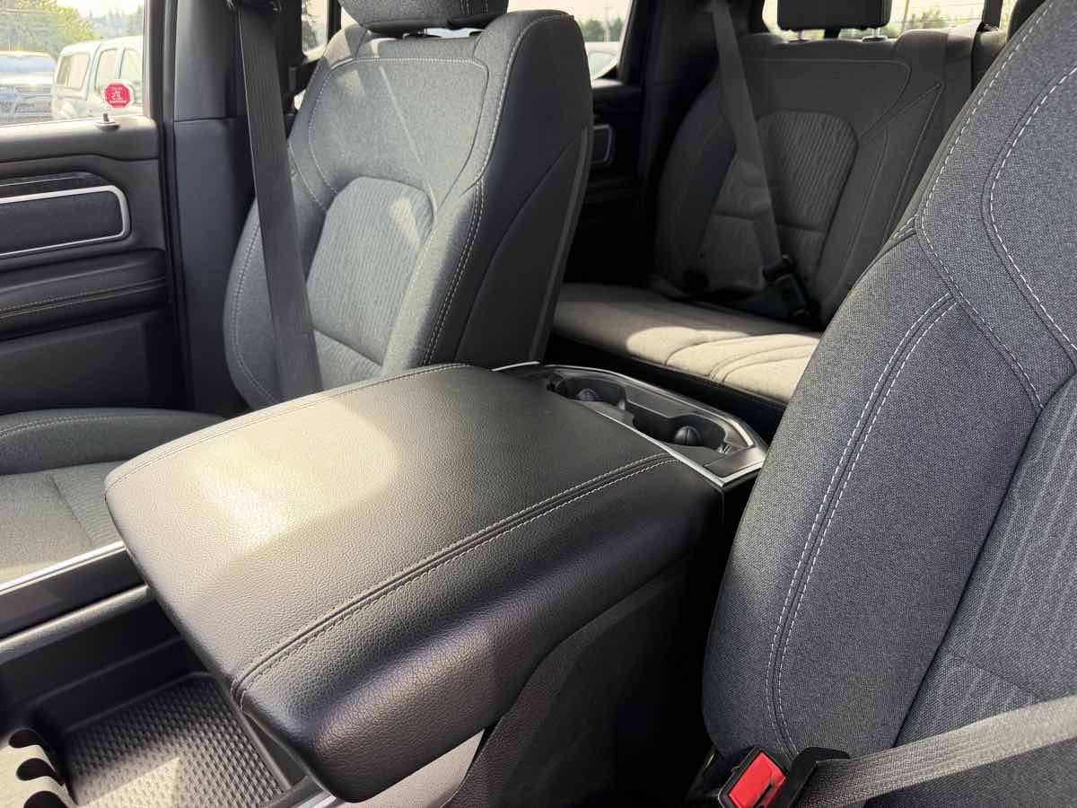 Used 2019 RAM 1500 Big Horn AWD/4WD image 16