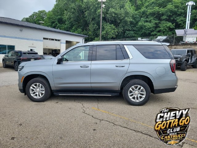Used 2025 Chevrolet Tahoe LT AWD/4WD image 2