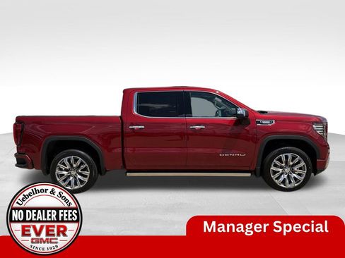 Used 2023 GMC Sierra 1500 Denali w/ Denali Reserve Package AWD/4WD image 3