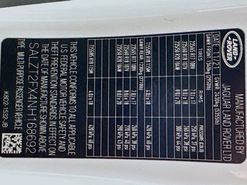 Used 2022 Land Rover Range Rover Evoque R-Dynamic S image 36