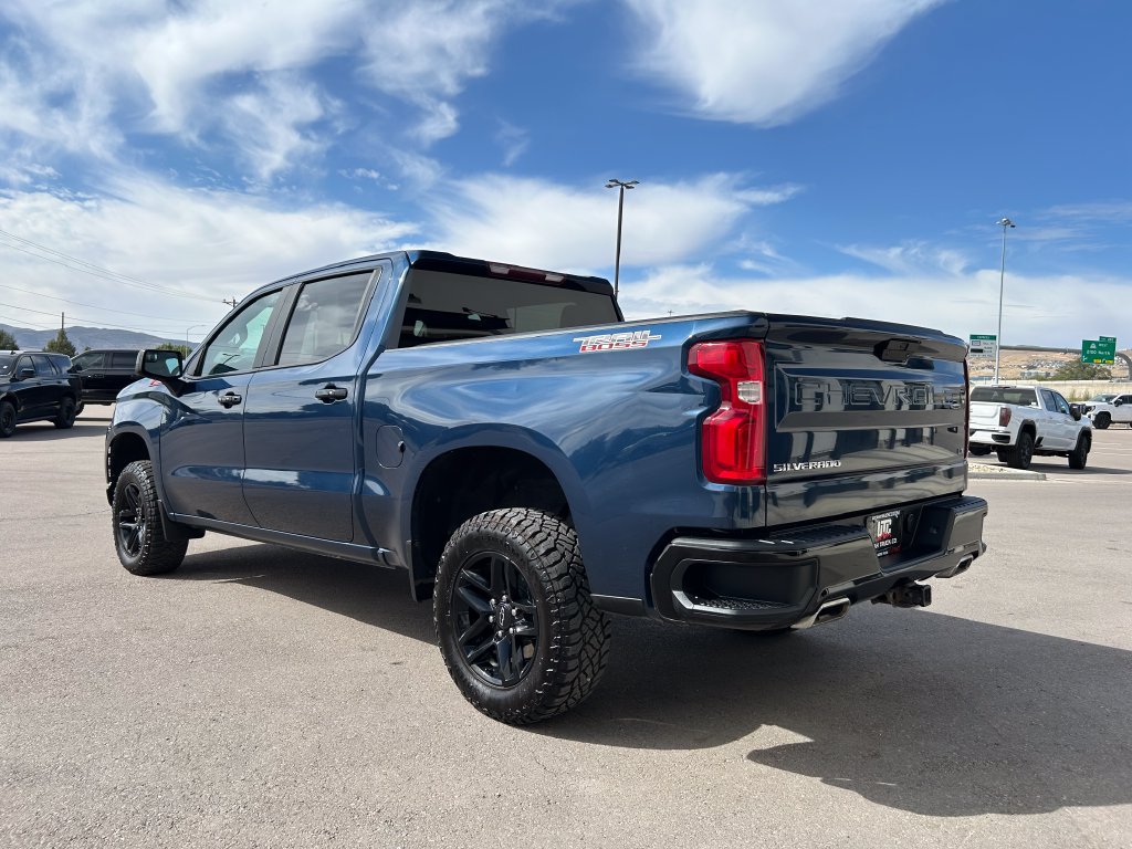 Used 2019 Chevrolet Silverado 1500 LT Trail Boss w/ Convenience Package AWD/4WD image 3