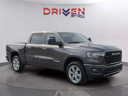 New 2026 RAM 1500 Big Horn AWD/4WD image 9