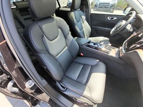 Used 2025 Volvo V60 B5 Cross Country Plus AWD/4WD image 26