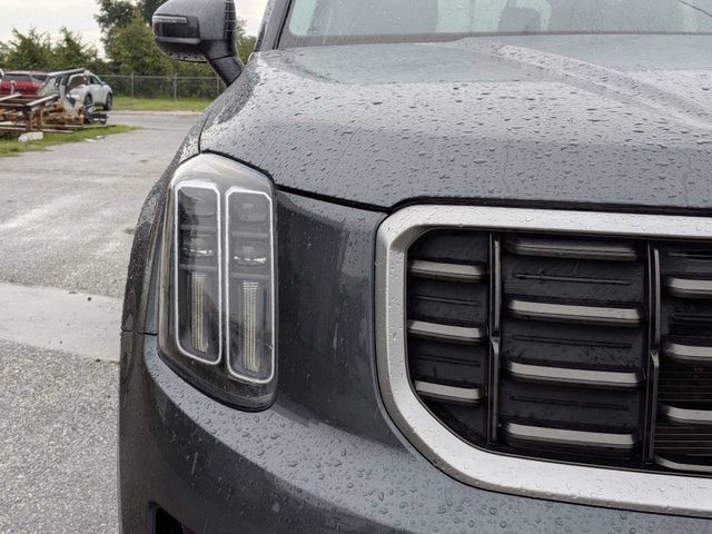 Used 2023 Kia Telluride S w/ S Sunroof Package FWD image 9