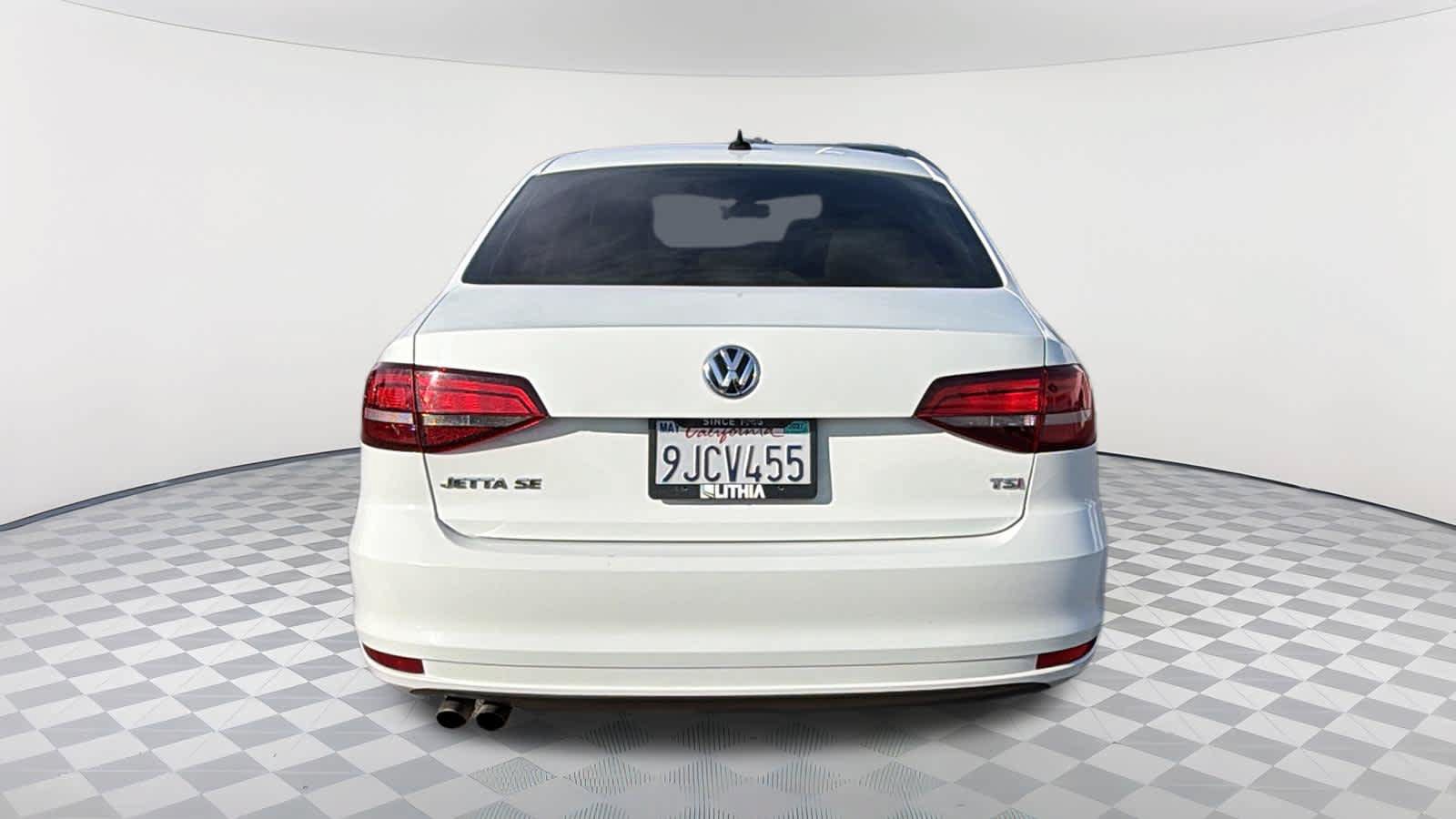 Used 2018 Volkswagen Jetta SE FWD image 6