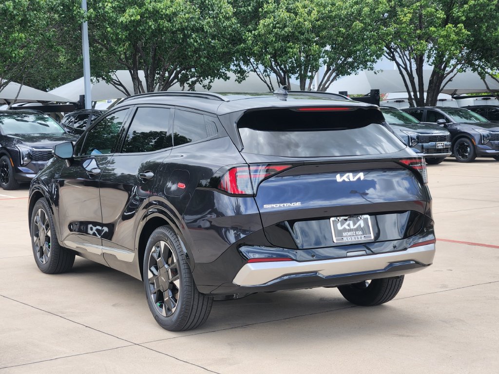 New 2026 Kia Sportage SX FWD image 3