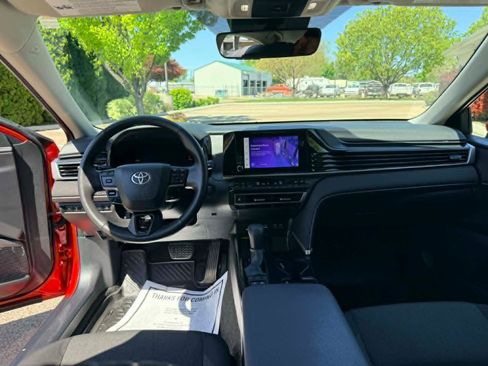 Used 2025 Toyota Camry LE w/ Convenience Package AWD/4WD image 15