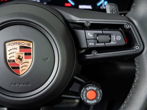 Certified 2025 Porsche 911 Carrera GTS image 11