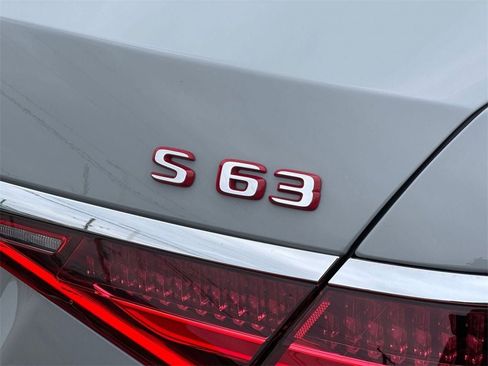 Used 2024 Mercedes-Benz S 63 AMG S image 9