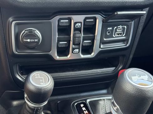 New 2026 Jeep Wrangler Unlimited Sport AWD/4WD image 33