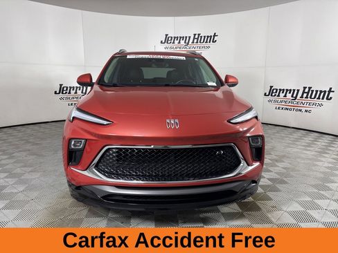 Used 2024 Buick Encore GX Sport Touring w/ Comfort Package image 3