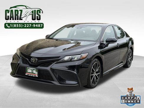 Used 2023 Toyota Camry SE AWD/4WD image 1