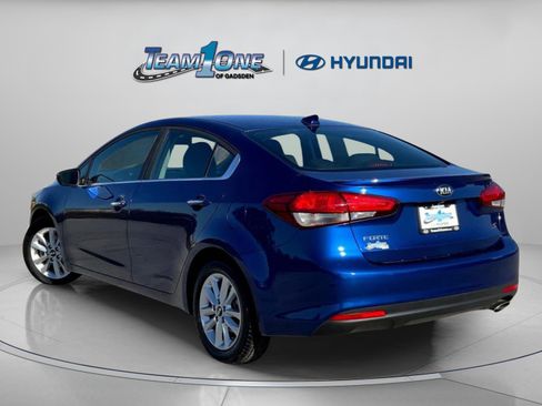 Used 2017 Kia Forte S w/ S Technology Package image 5