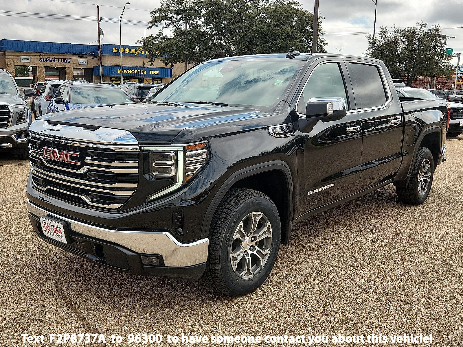 Used 2025 GMC Sierra 1500 SLT AWD/4WD image 1