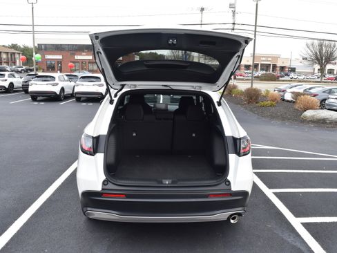 Certified 2024 Honda HR-V Sport image 9