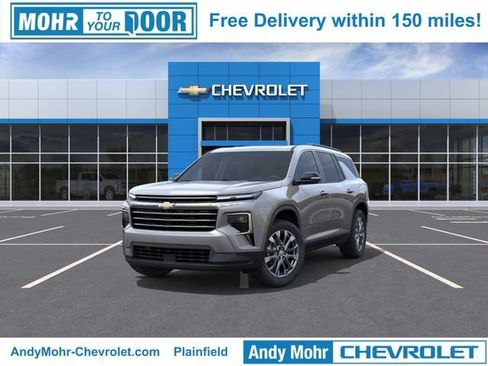 New 2026 Chevrolet Traverse LT w/ Sun and Wheel Package AWD/4WD image 1