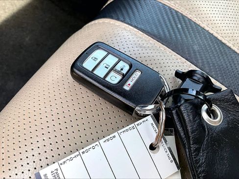 Used 2018 Honda Civic EX-L image 15