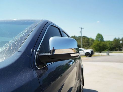 Used 2020 Jeep Grand Cherokee Overland AWD/4WD image 22