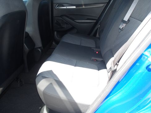 Used 2023 Kia Seltos LX AWD/4WD image 11